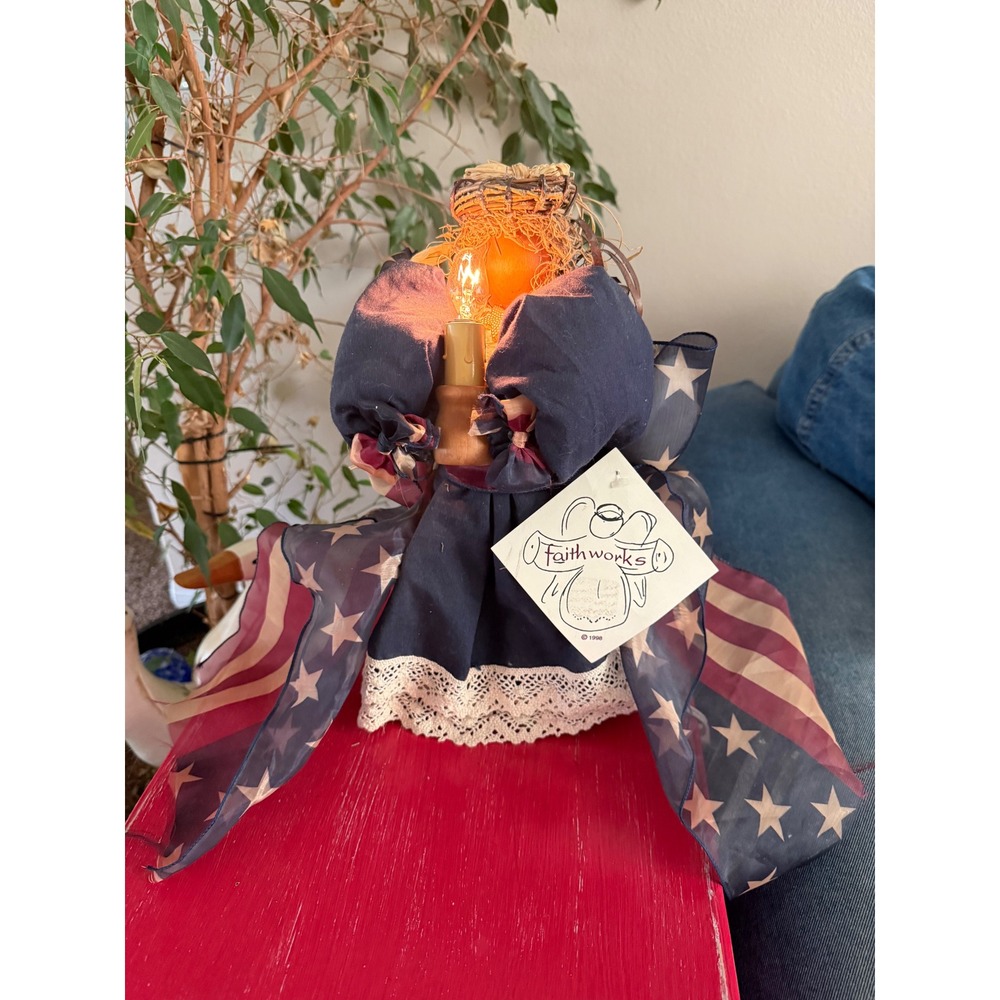 Faith works Vintage Patriotic Americana Angel Plug In Candle Light 1998